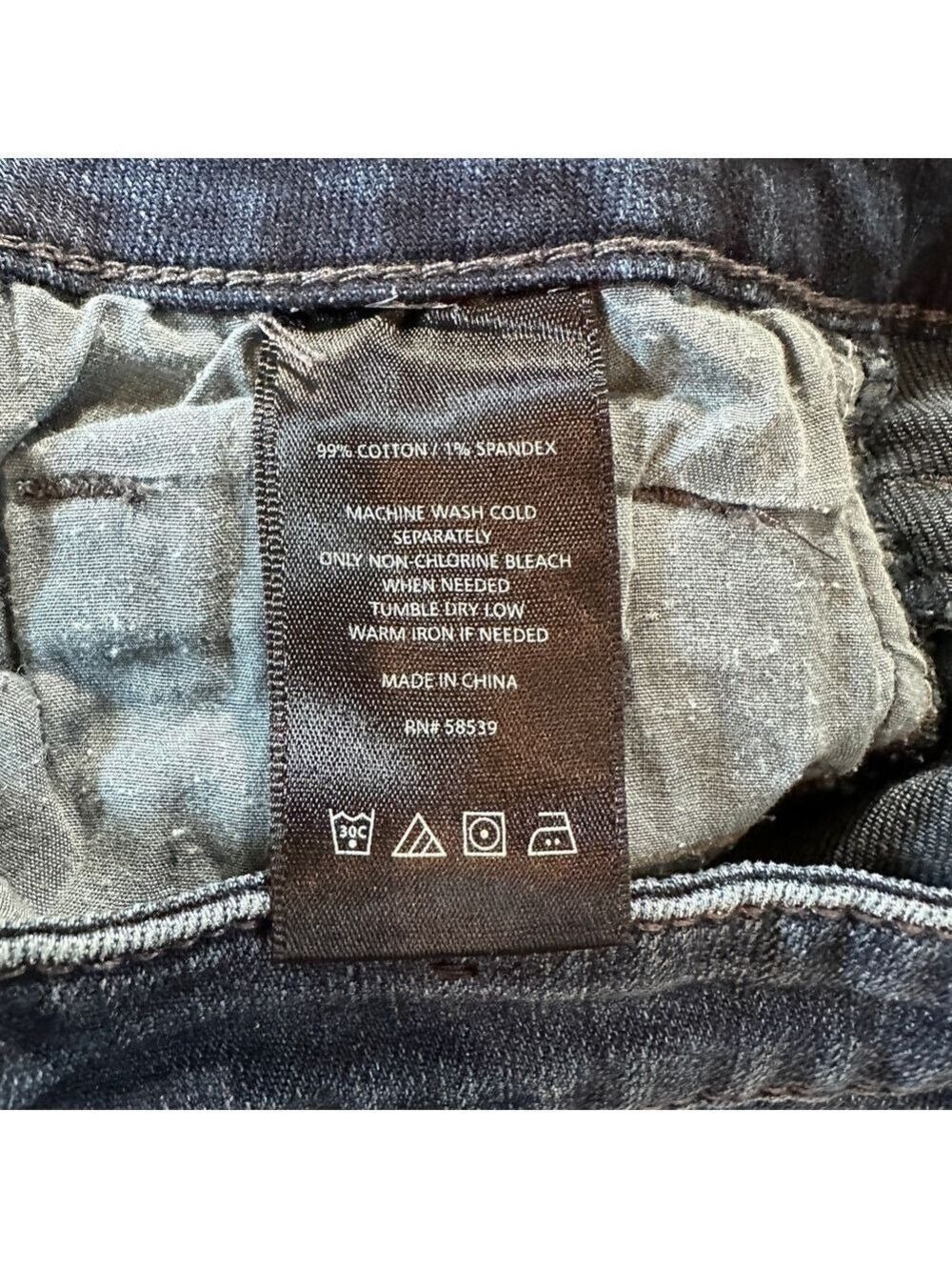Kut from the Kloth Dark Blue Straight Leg Jeans - Size 6 - Picture 11 of 12